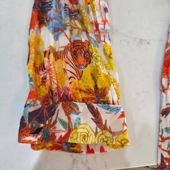 Michelle Morin For Anthropologie Blouse Sz M Floral Tiger Print Wrap Tie Waist - Picture 8 of 14